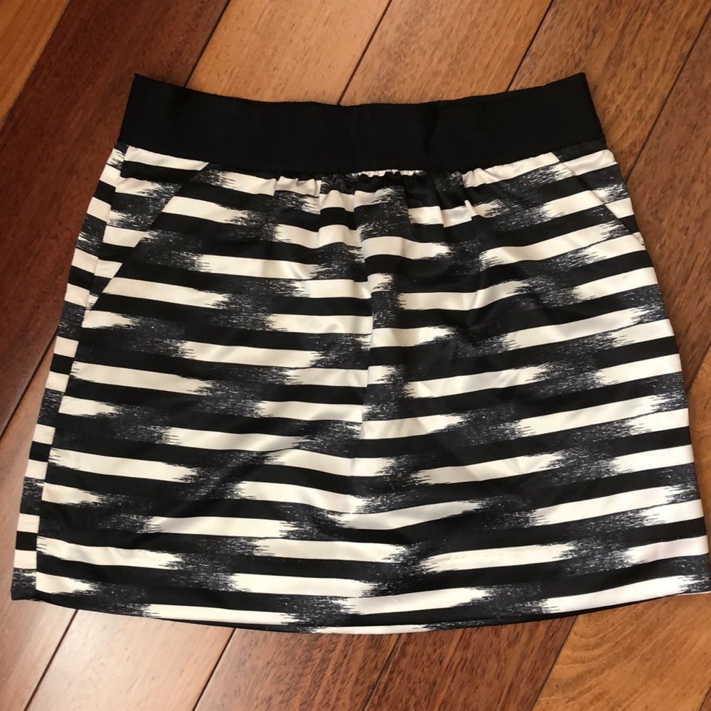 NWOT GAP Silky Skirt